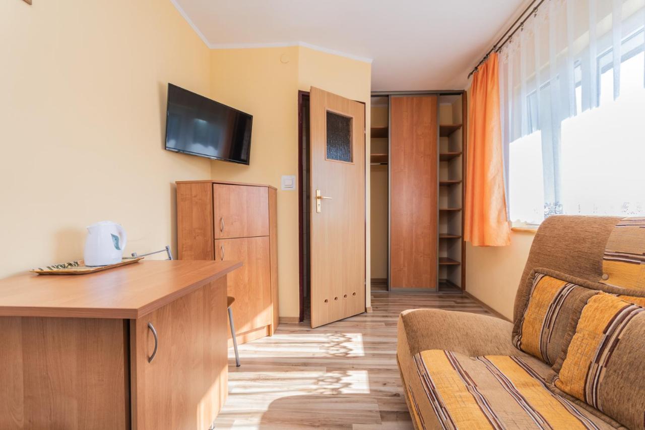 Pokoje Goscinne Lipowa Sztutowo Exterior foto